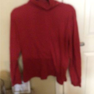 Pl beautiful red turtle neck top